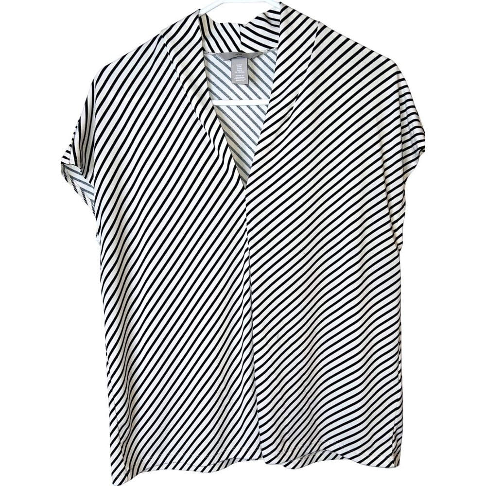 Black & White Striped V-Neck Short Sleeve Top By H&M Size Medium